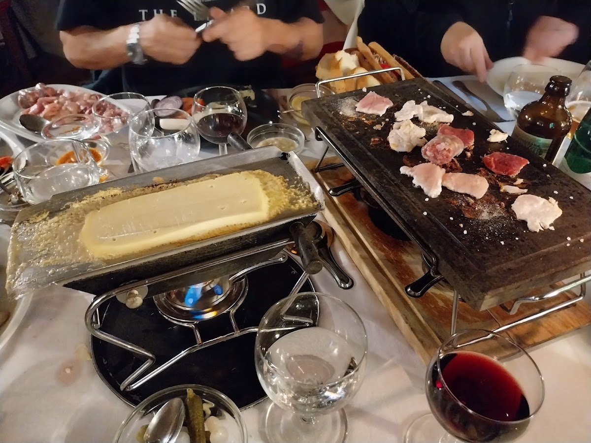 Il lupo e la greppia - 9